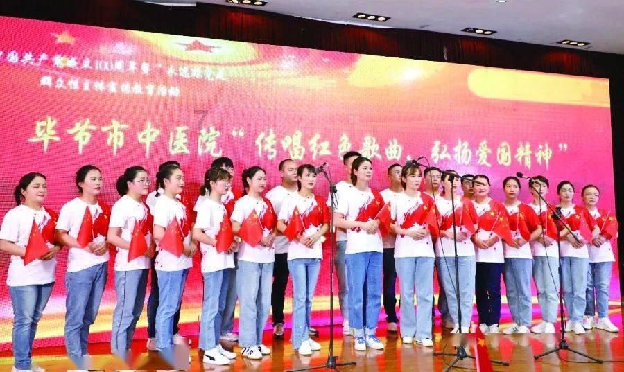 摩娜的时尚装扮